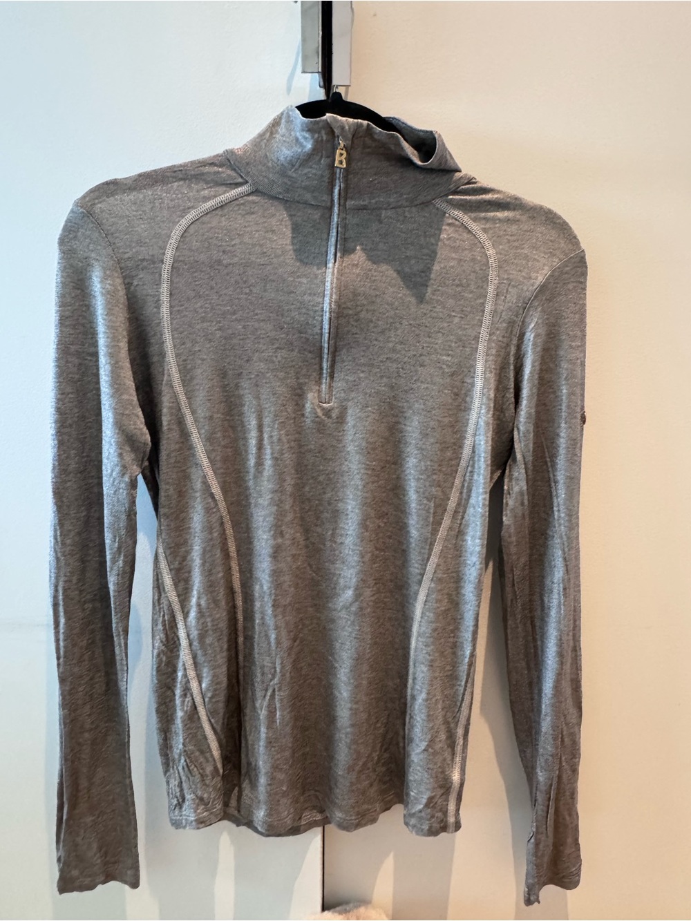 Bogner Margo Silver Base Layer Top - size 34